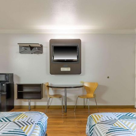 Motel 6-San Jose, Ca - Convention Center Zewnętrze zdjęcie