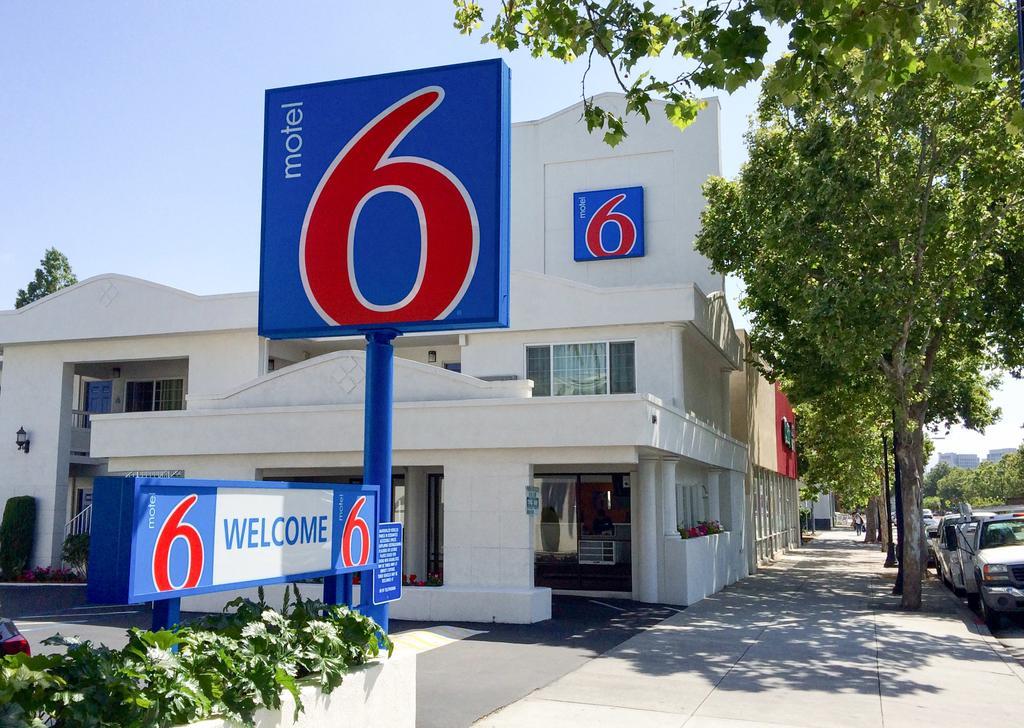 Motel 6-San Jose, Ca - Convention Center Zewnętrze zdjęcie